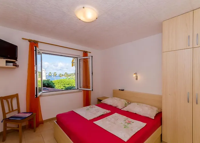 Marika Apartment Hvar Town